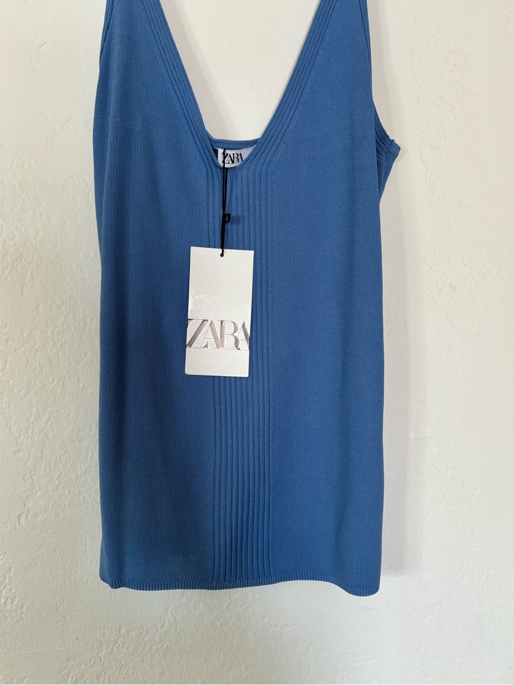 NWT Zara | Light Blue Ribbed Knit Tank Top size large - Picture 3 of 6